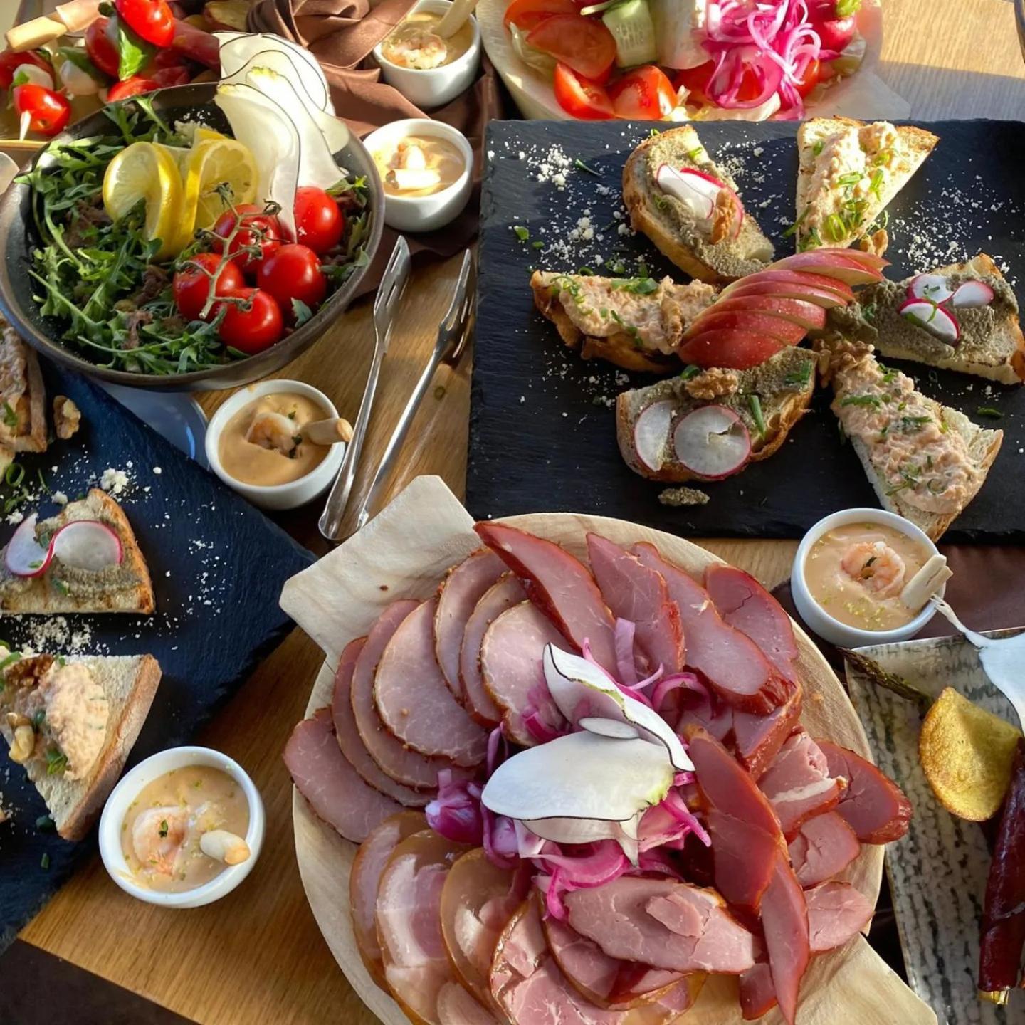 Pensiune & Restaurant Victoria Păltiniş 외부 사진