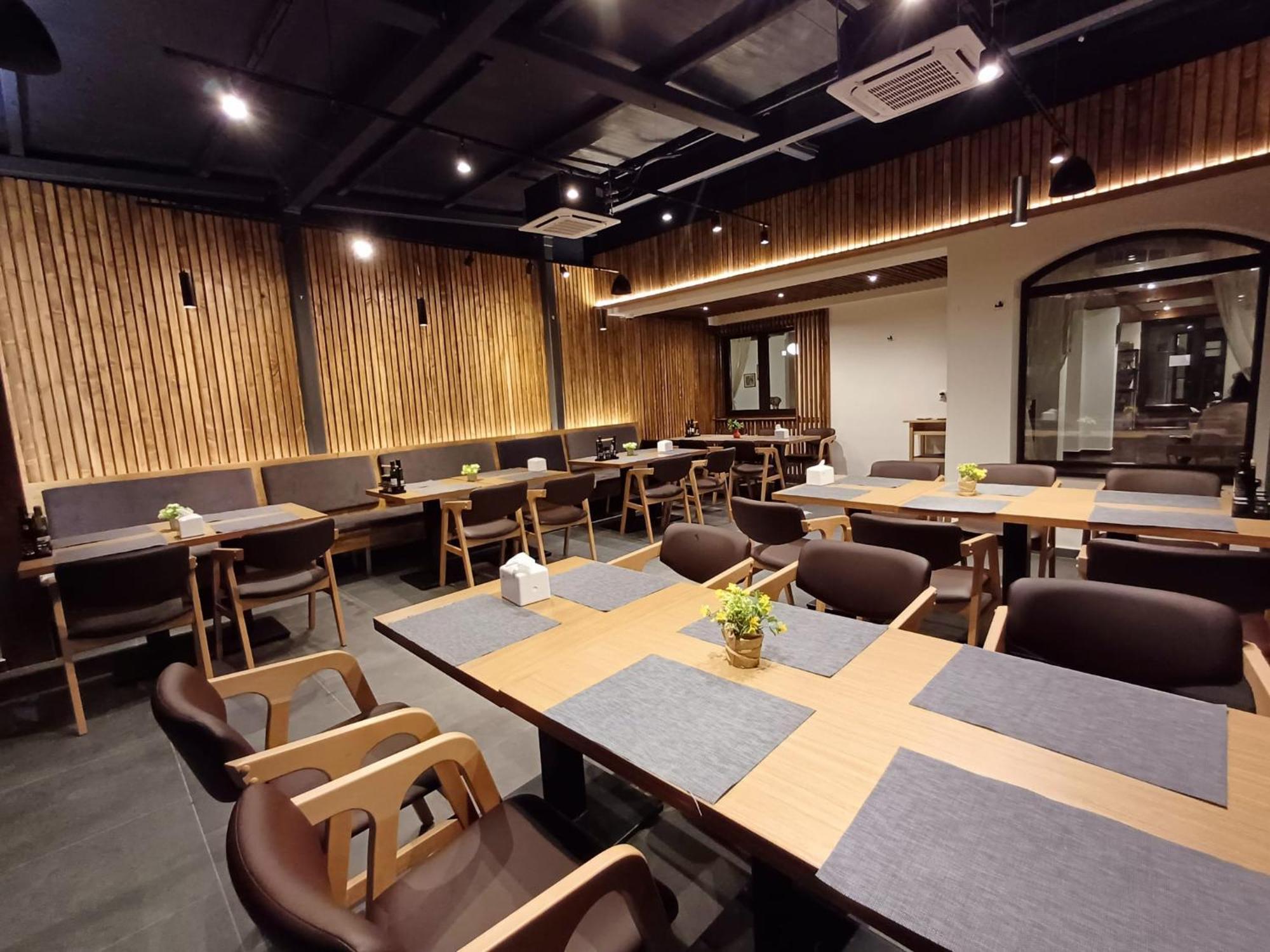 Pensiune & Restaurant Victoria Păltiniş 외부 사진
