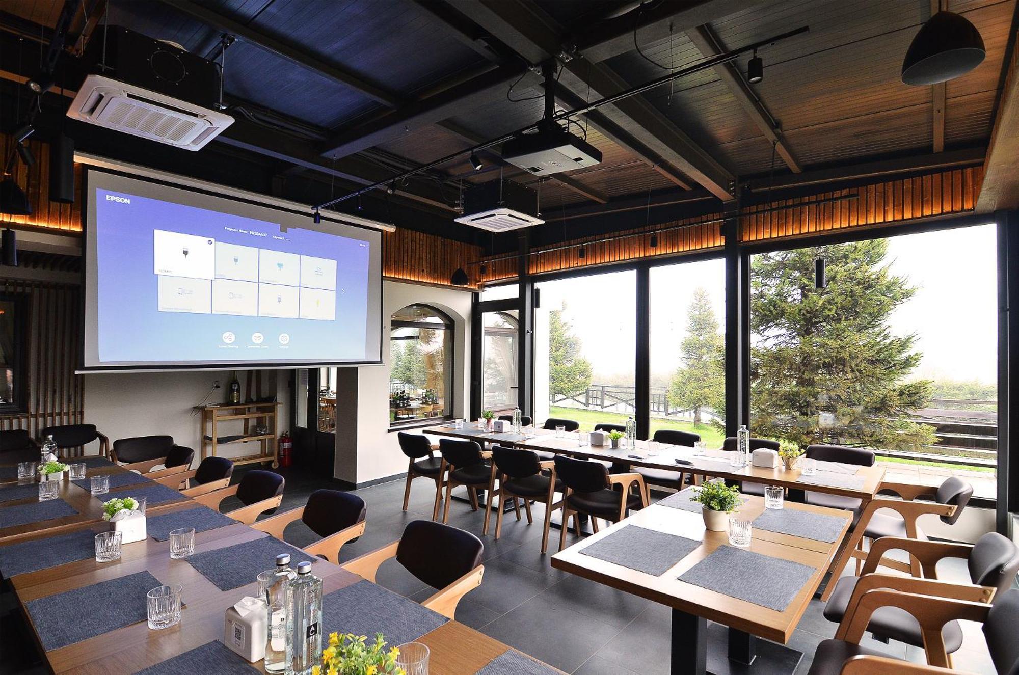 Pensiune & Restaurant Victoria Păltiniş 외부 사진